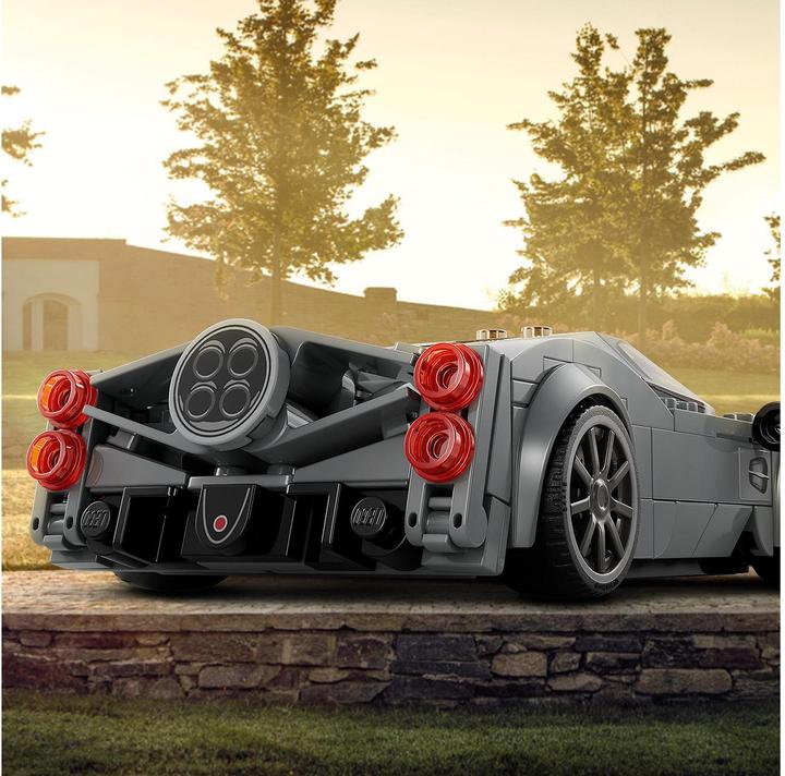 Actual product image LEGO Pagani Utopia (76915, LEGO Speed Champions)