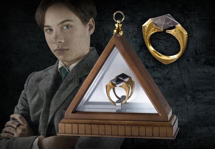 Noble Collection Harry Potter Replik 1/1 Lord Voldemorts Horkrux Ring (vergol
