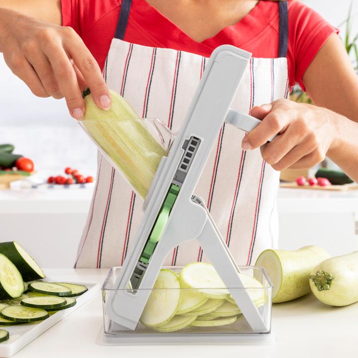 Actual product image InnovaGoods Mandolin