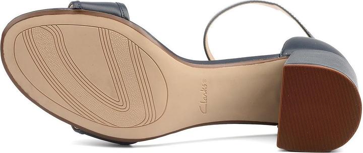 Actual product image Clarks Ezoria Mae (36)
