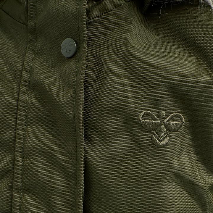 Produktbild hummel Leaf Coat (104)