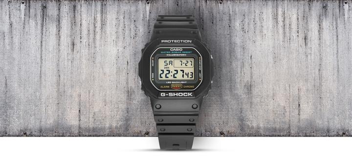 Produktbild G-Shock DW-5600UE-1VER (Taucheruhr, 48.90 mm)