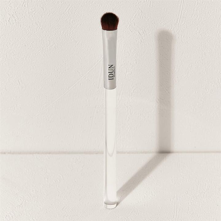 Produktbild IDUN Minerals Pinsel Precision Eyeshadow brush brush (Augenbrauen)