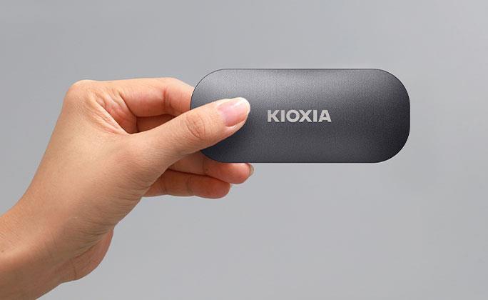 Actual product image Kioxia EXCERIA PLUS Portable SSD 1TB USB 3.2 Gen2 Type C (1000 GB)