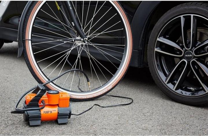Produktbild Pump'in TWIN - Mini-compresseur 12V bi-moteur avec accessoires. Alimentation 12V allume-cigare.