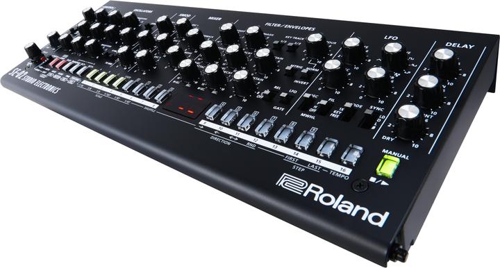 Actual product image Roland SE-02 (Synthesizer)