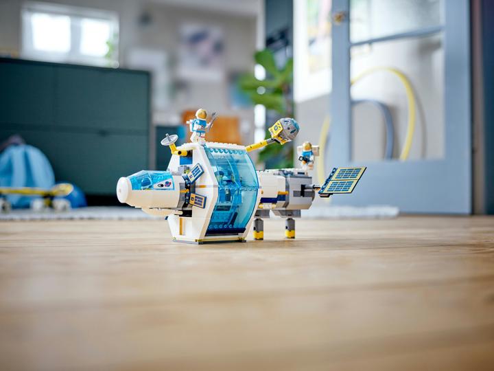 Image du produit LEGO Station spatiale lunaire (60349, LEGO City)