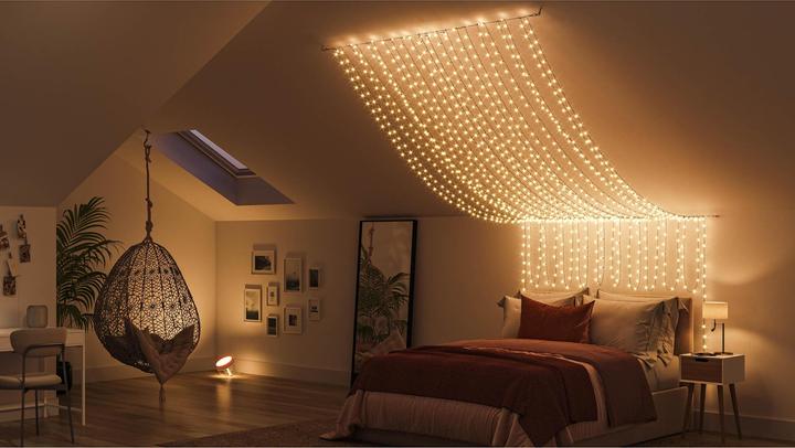 Actual product image Philips Hue Festavia (Swiss plug) (40 m)