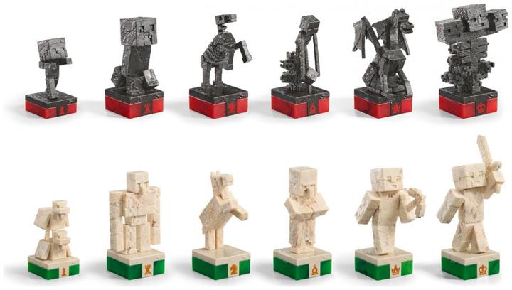 Actual product image Noble Collection Minecraft - Heros vs. Monster