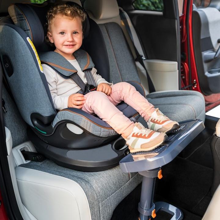Actual product image KneeGuardKids Universal footrest