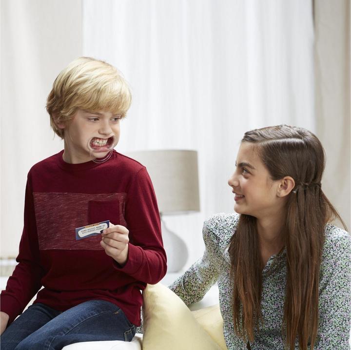 Produktbild Hasbro Gaming Klartext Familienedition (Deutsch)