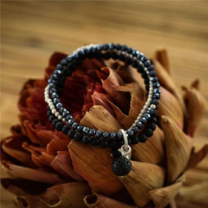 Immagine prodotto Andreani Armband mit Anhänger aus echten Lavasteinen (8 cm)