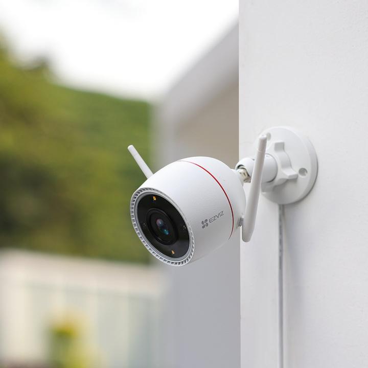 Actual product image EZVIZ H3c (2880 x 1620 Pixels)
