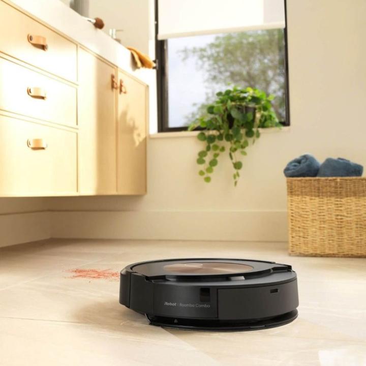 Image du produit iRobot Roomba Combo j9+ (Robot d'aspiration et de nettoyage)