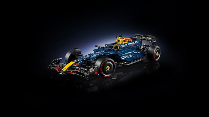 Productafbeelding LEGO Oracle Red Bull Racing RB20 F1 Rennauto (42206, LEGO Technic)
