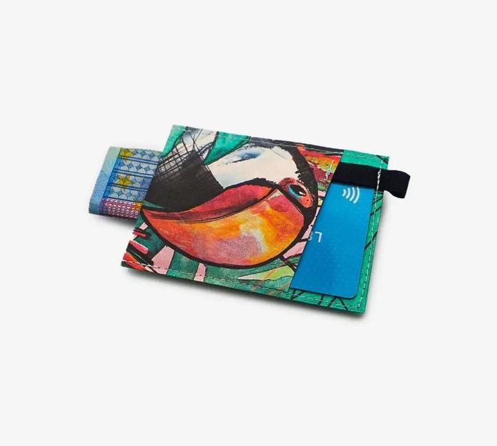 Actual product image Paprcuts RFID wallet Pro 2.0 Vivid Tucano | Jules Boho Koop