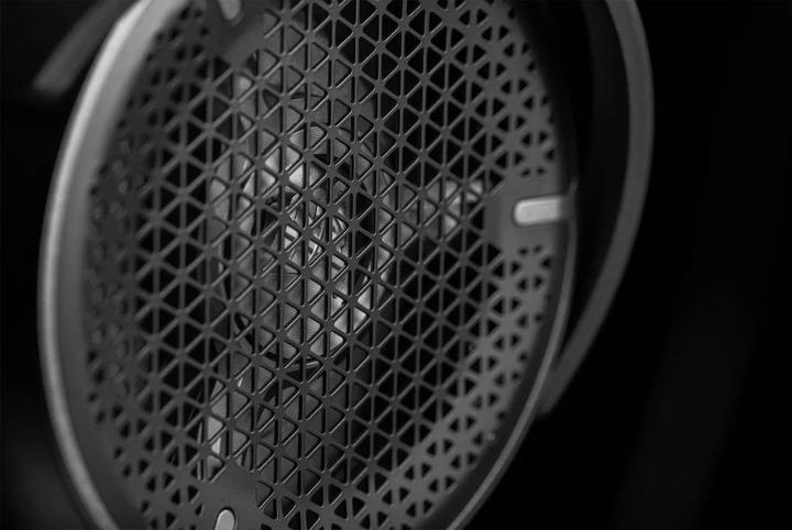 Produktbild Corsair Virtuoso Pro (Kabelgebunden)
