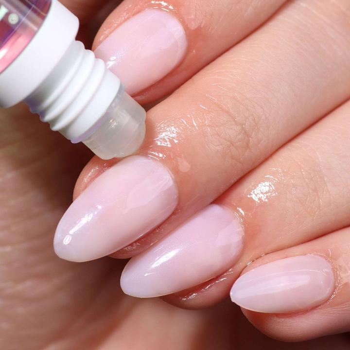 Produktbild Londontown Roll & Glow Cuticle Oil - Dragonfruit (12 ml)
