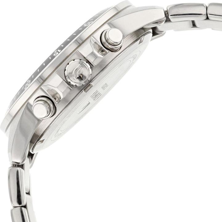 Actual product image Casio Edifice - EFV-540D-1AVUEF (Analogue wristwatch, Chronograph, 44 mm)