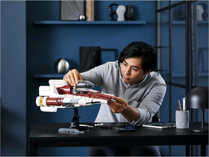 Produktbild LEGO A-Wing Starfighter (75275, LEGO Star Wars)