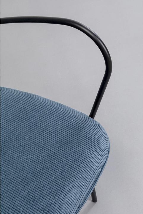 Actual product image Kare Design Armlehnstuhl Viola Blau