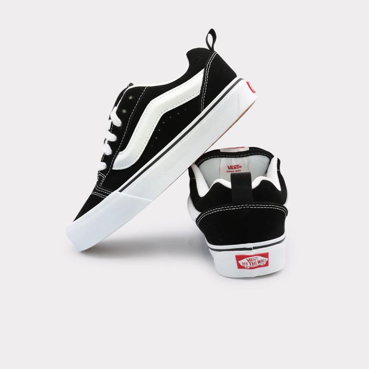 Produktbild Vans Knu Skool (37)