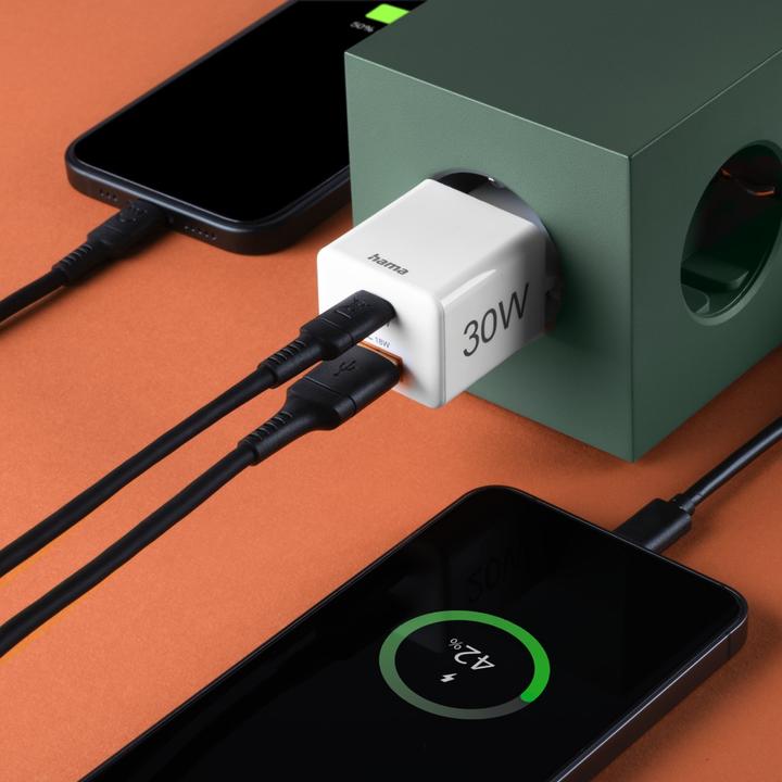 Produktbild Hama Schnellladegerät, USB-C, PD/Qualcomm®/GaN, Mini-Ladegerät, 30 W, Weiss (30 W)