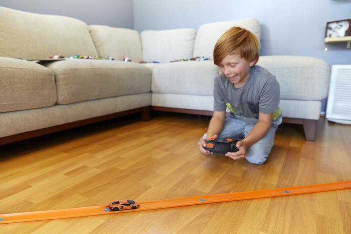 Image du produit Hot Wheels Voiture télécommandée Lamborghini Revuelto 1/64