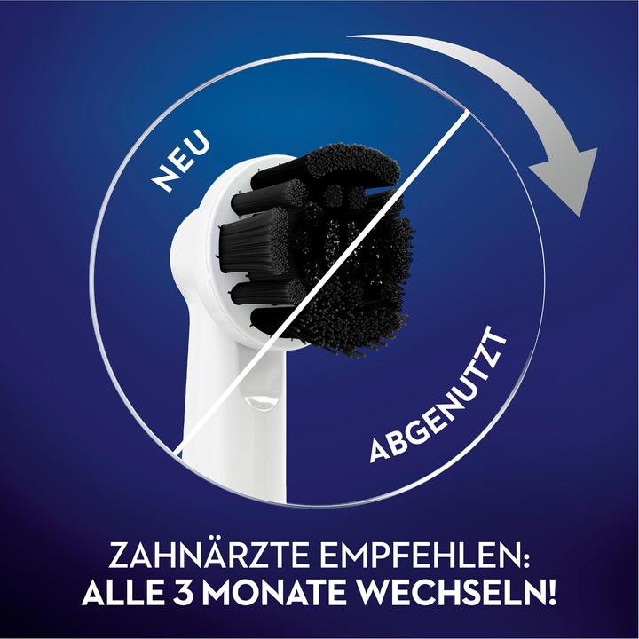 Actual product image Oral-B Pure Clean Activated Carbon (3 x)