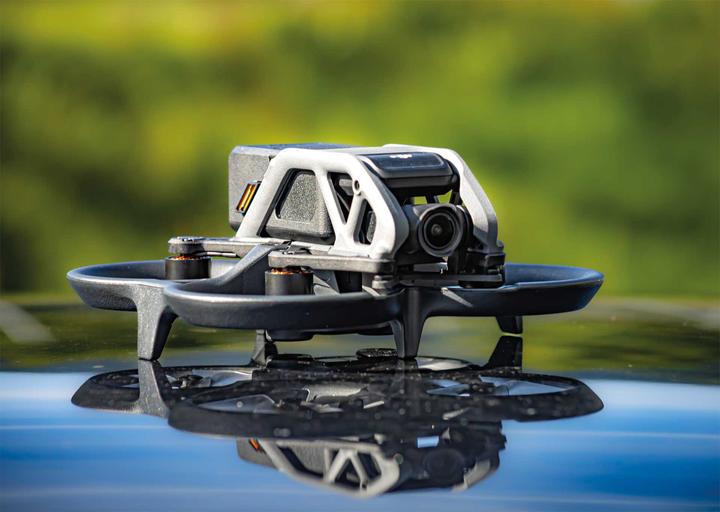 Produktbild DJI Avata Pro-View Combo (18 min, 410 g, 48 Mpx)