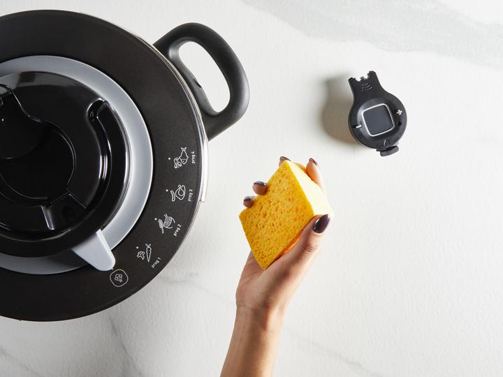 Actual product image Tefal Clipso+ Chef 6L Schnellkochtopf (22 cm, Steam cooker, Stainless steel)