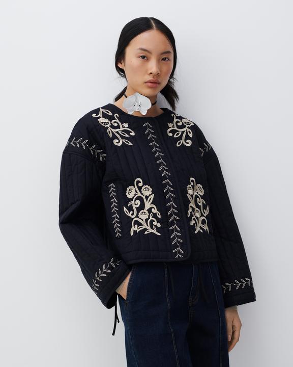 Actual product image Vila Stickerei Jacke (44)