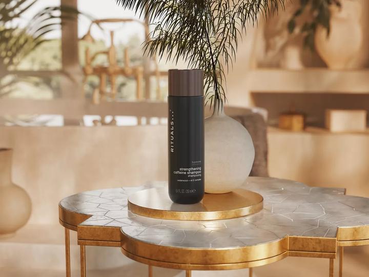 Produktbild Rituals Homme Strengthening Caffeine Shampoo (250 ml)
