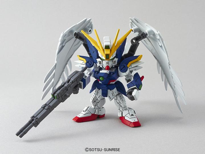 Produktbild Bandai GUNDAM - SD Gundam EX-Standard 004 Wing Gundam Zero (EW) - Model Kit