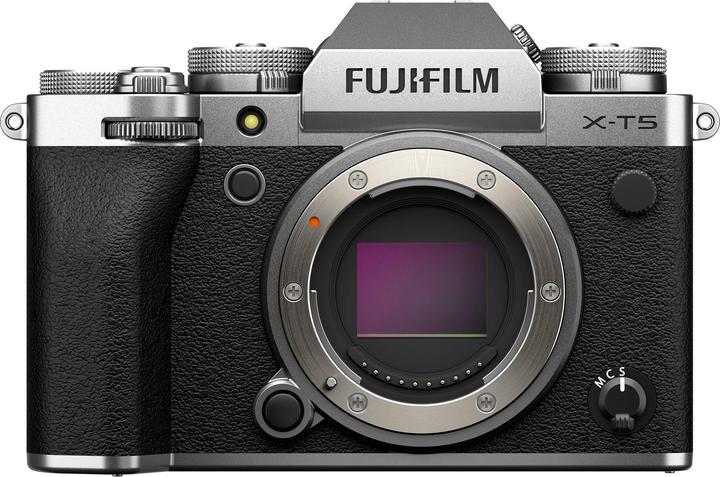 X-T5 Kit (16 - 80 mm, 40.20 Mpx, APS-C / DX)