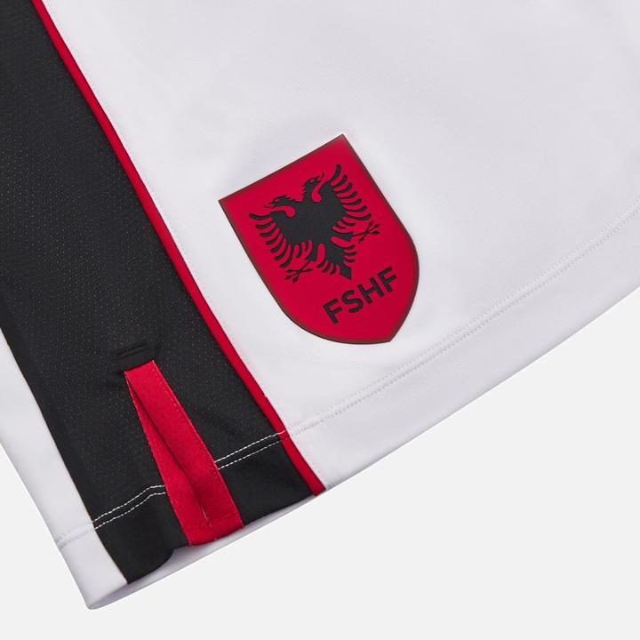 Image du produit Macron Albanie Extérieur  Short (L)