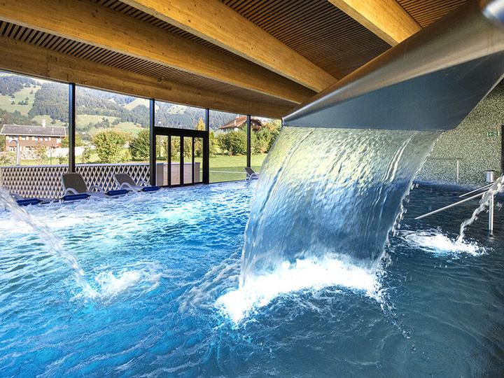 Produktbild Smartbox 5-stündiger Spa-Zugang für Paare in den Bains de la Gruyère (2 Pers.)