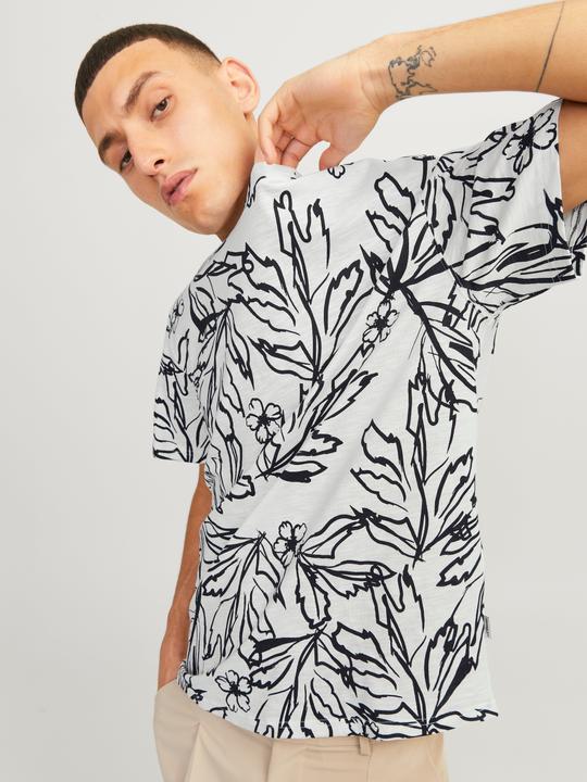 Produktbild Jack & Jones All Over Print Rundhals T-shirt T-shirt (M)
