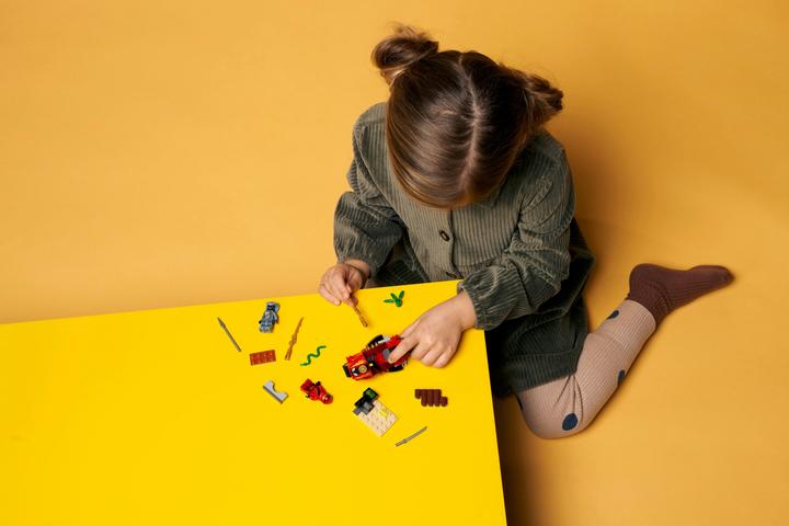 Produktbild LEGO Kais Feuer-Bike (71734, LEGO Ninjago)