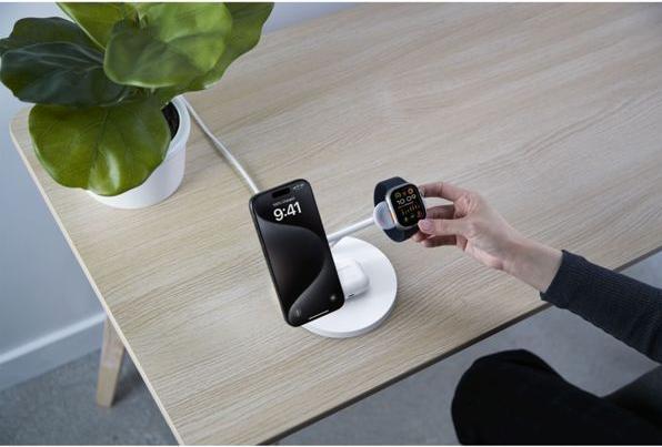 Actual product image Belkin BOOST CHARGE PRO Qi2 3in1 magn.Ladestat.15W ws. WIZ032kqWH (15 W)