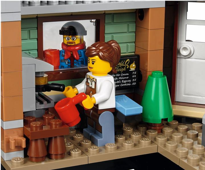 Actual product image LEGO Winter station (10259, LEGO Creator Expert)