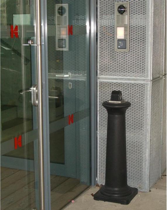 Immagine prodotto Rubbermaid Groundskeeper Tuscan