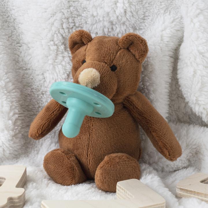 Produktbild Minikoioi SLEEP BUDDY Schlaf Kuscheltier mit Schnuller Braunbär Moi