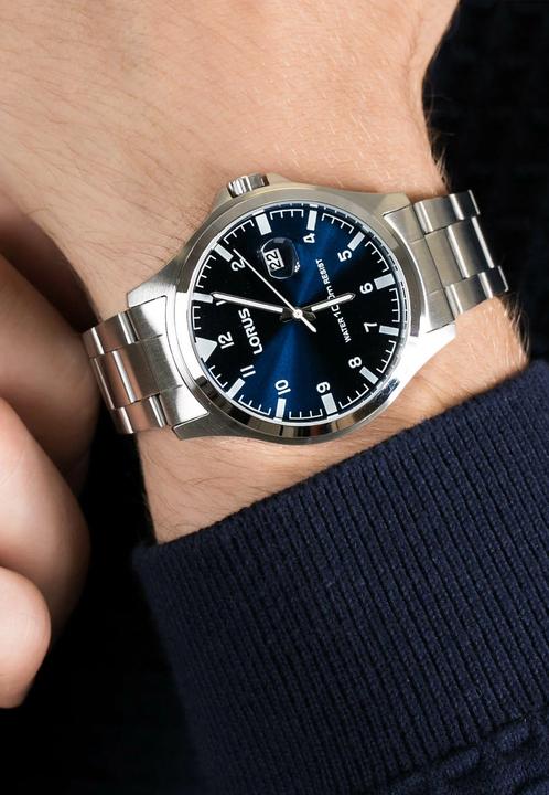 Actual product image Lorus Sport (Analogue wristwatch, 42 mm)