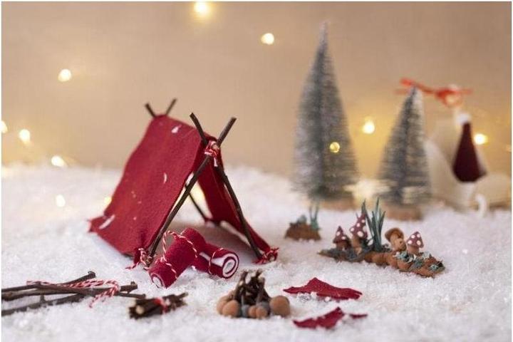 Actual product image Creativ Company Mini Paraphernalia Elf Door / Secret Santa Scene Camping