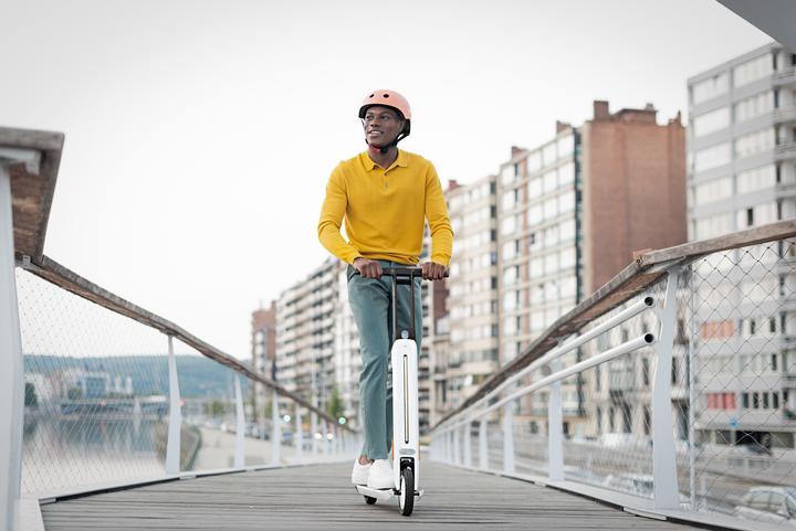 Produktbild Segway-Ninebot T15E (20 km/h, 12 km, 250 W)