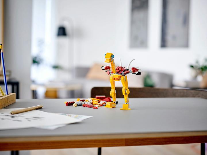 Actual product image LEGO Wild Lion (31112, LEGO Creator 3-in-1)