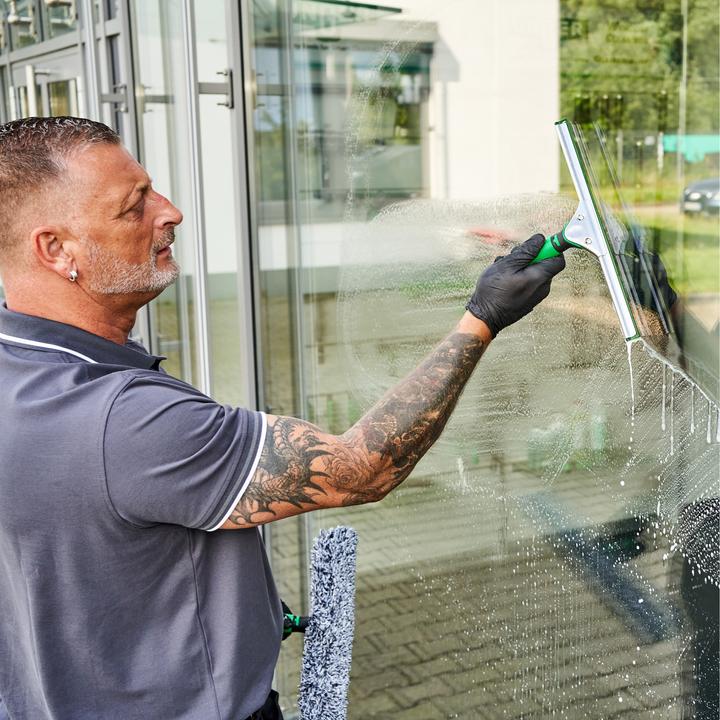 Produktbild Unger ErgoTec Fensterwischer (Breite 35 cm, mit S-Schiene und grünem Wischergummi, streifenfreie Fen (1 Stk.)