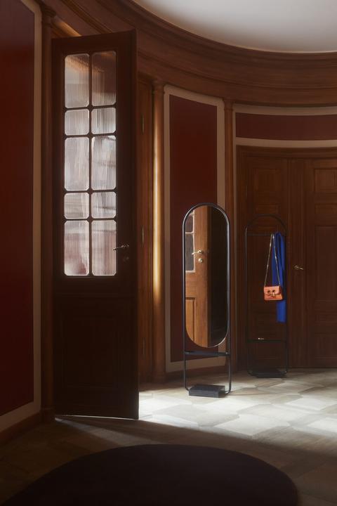 Actual product image Aytm Angui standing mirror with shelf and marble base 180 cm
