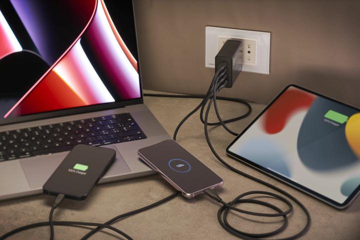 Actual product image Cellularline Multipower Nano 100W travel charger 4 port GaN (100 W)